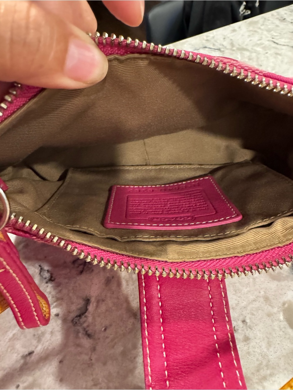 Vintage Y2K Coach Signature Hot Pink Suede Canvas Demi Buckle Shoulder Bag 6362 - Picture 12 of 13